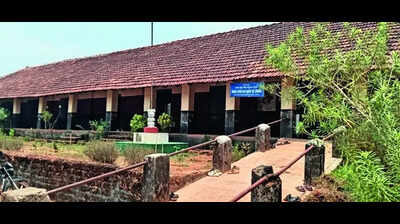 20 govt schools in DK have zero admissions this year