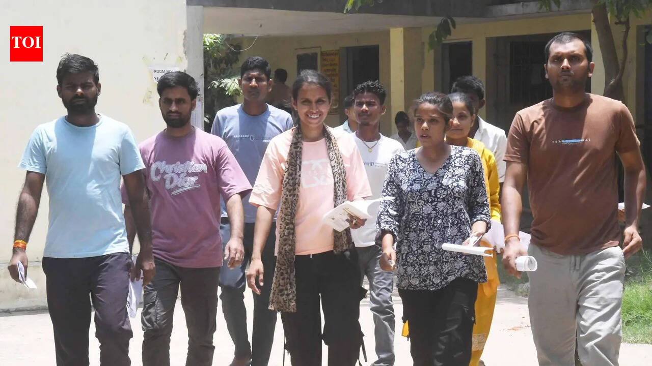 Police exam aspirants storm reserved coaches, damage railway property