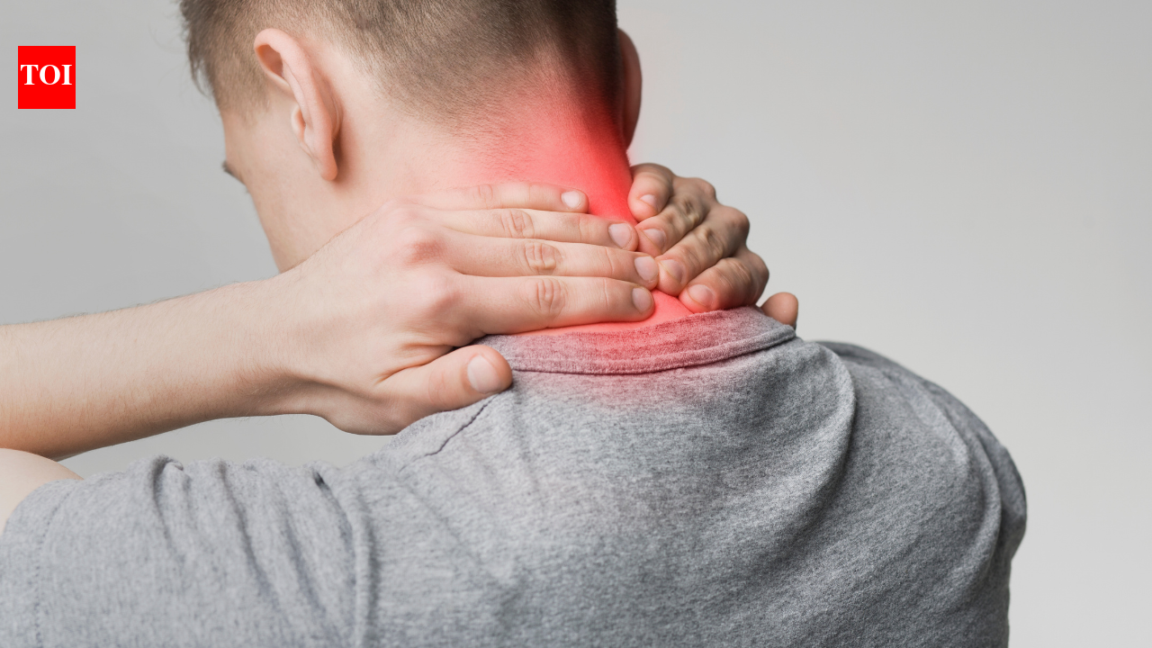 Your head may be putting 22 kilograms of pressure on your neck right now: Spine specialist explains the hidden damage of desk jobs