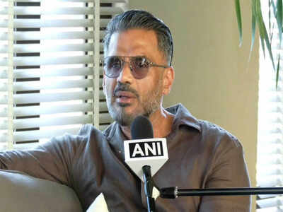  Suneil Shetty on Khiladi Kumar's playful side, praises his sense of humour