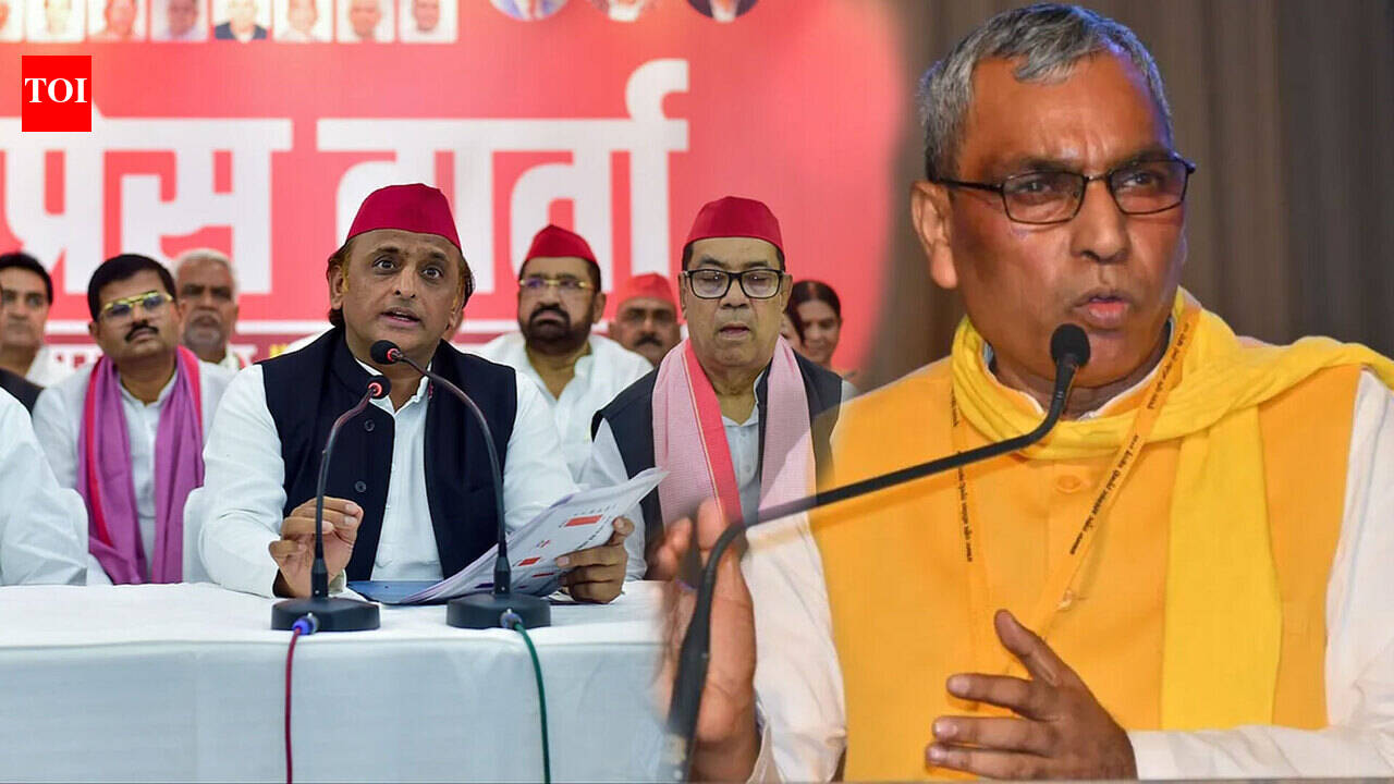 'We Are Prepared': Akhilesh Yadav Rejects Split Buzz, Accuses BJP of Engineering Defections | Watch