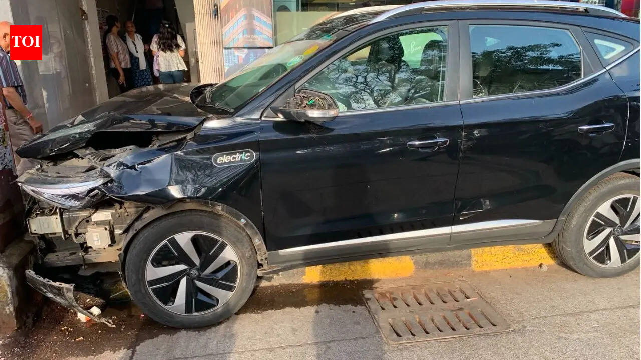 Mumbai shocker: Woman killed, 2 injured after being hit by electric car in Ville Parle
