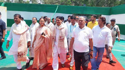 Cong follows NDA in moving MLAs to hotel on eve of RS poll