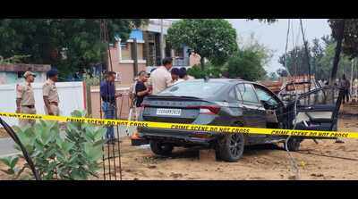 Sand war erupts into triple murder; Chhattisgarh man burnt alive in SUV, two others die after ambush