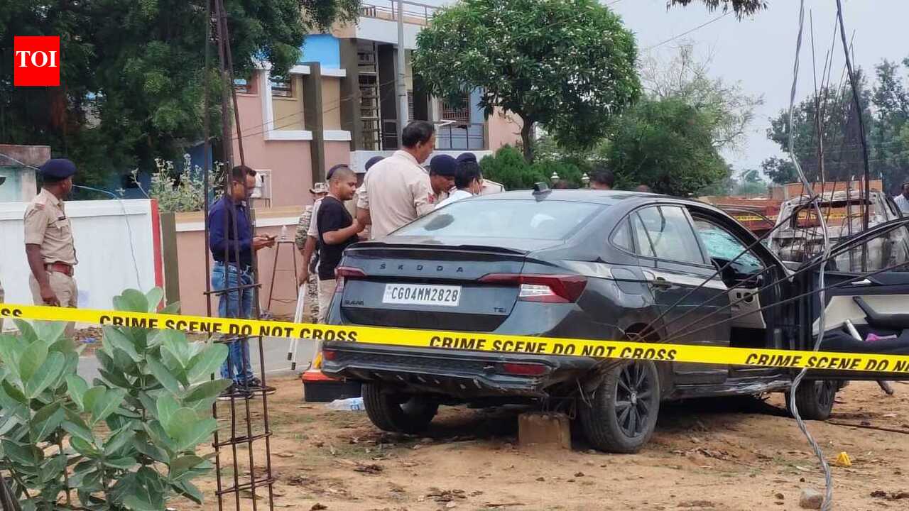 Sand war erupts into triple murder; Chhattisgarh man burnt alive in SUV, two others die after ambush