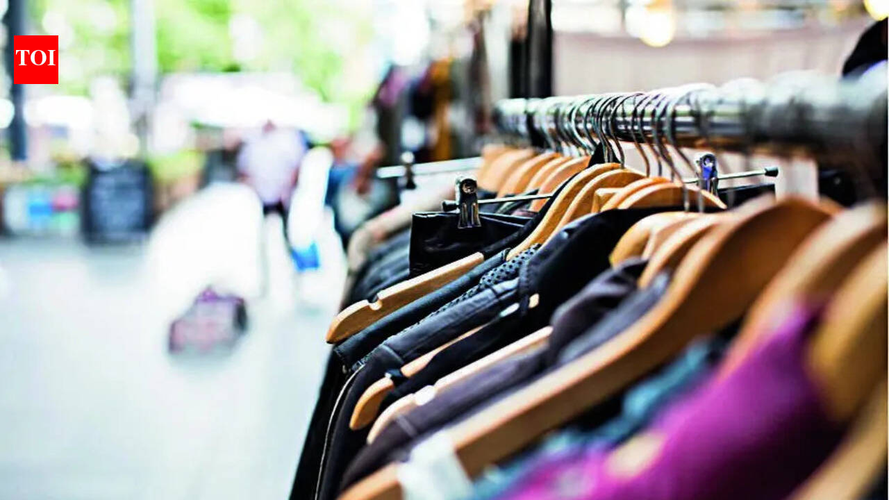 Apparel exporters expect order recovery after the lull