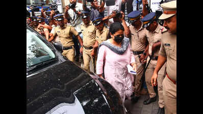 Veena appears before ED in CMRL-Exalogic case, interrogation lasts over nine hours