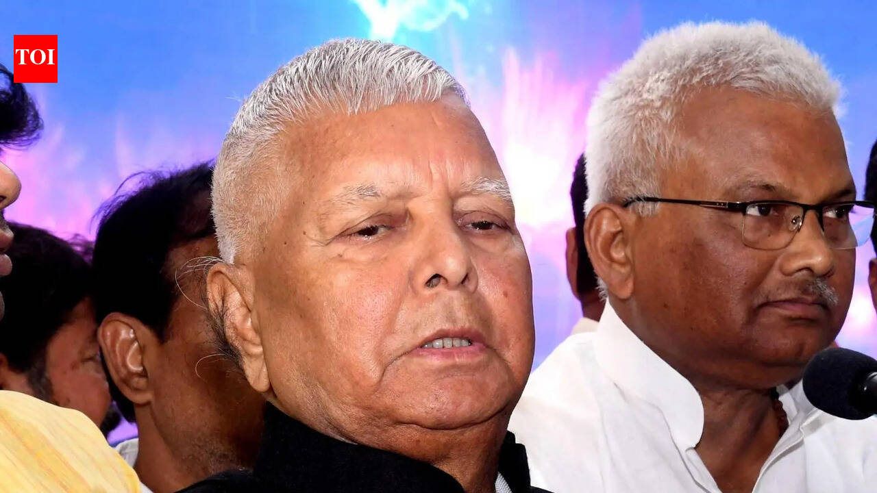 My security has been cut on instructions of Nitish: Lalu