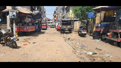 Bitumen shortage deepens Ludhiana’s pothole crisis before rains; Iran conflict halts Punjab city’s roadworks.