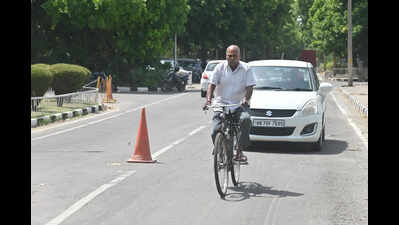 PU tries to pedal but cars crowd out cycles on campus