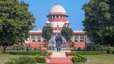 After 4 judges opt out, Supreme Court tells High Court to set up bench with no scope for recusal