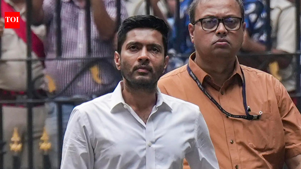 Speaker to hear Abhishek tomorrow on split in TMC