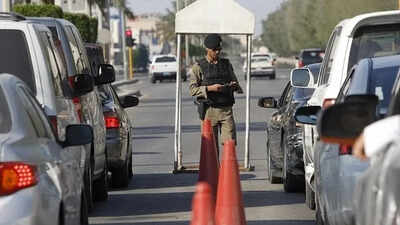Saudi Arabia warns drivers of up to SR900 fines for illegal car window tinting