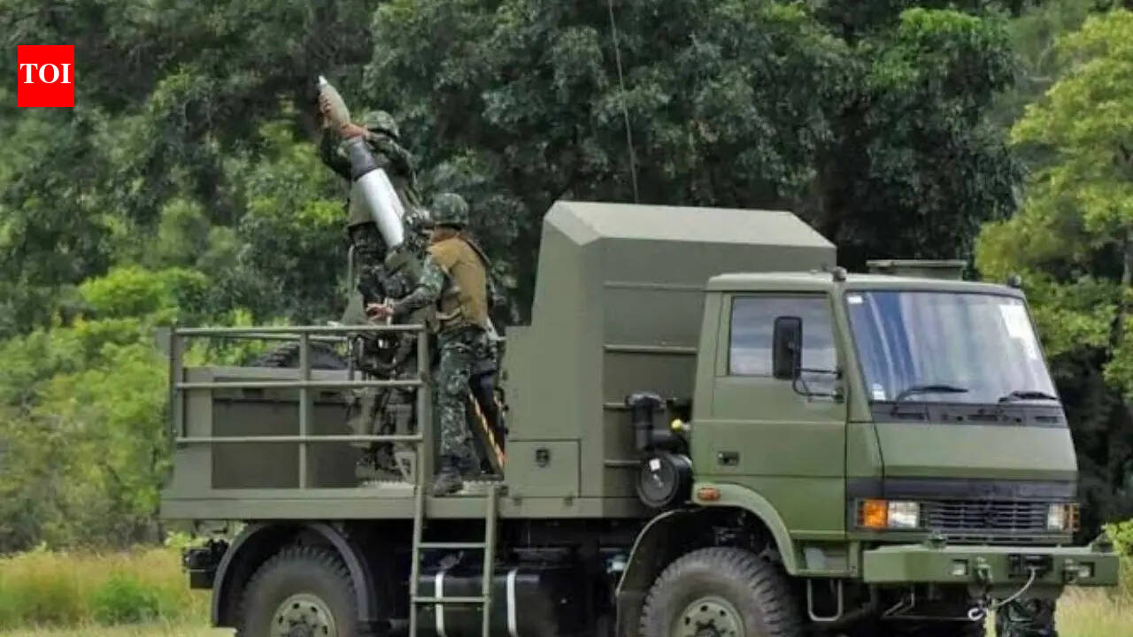 Guided mobile 120mm mortar system tested, brings precision smart shells to the fight