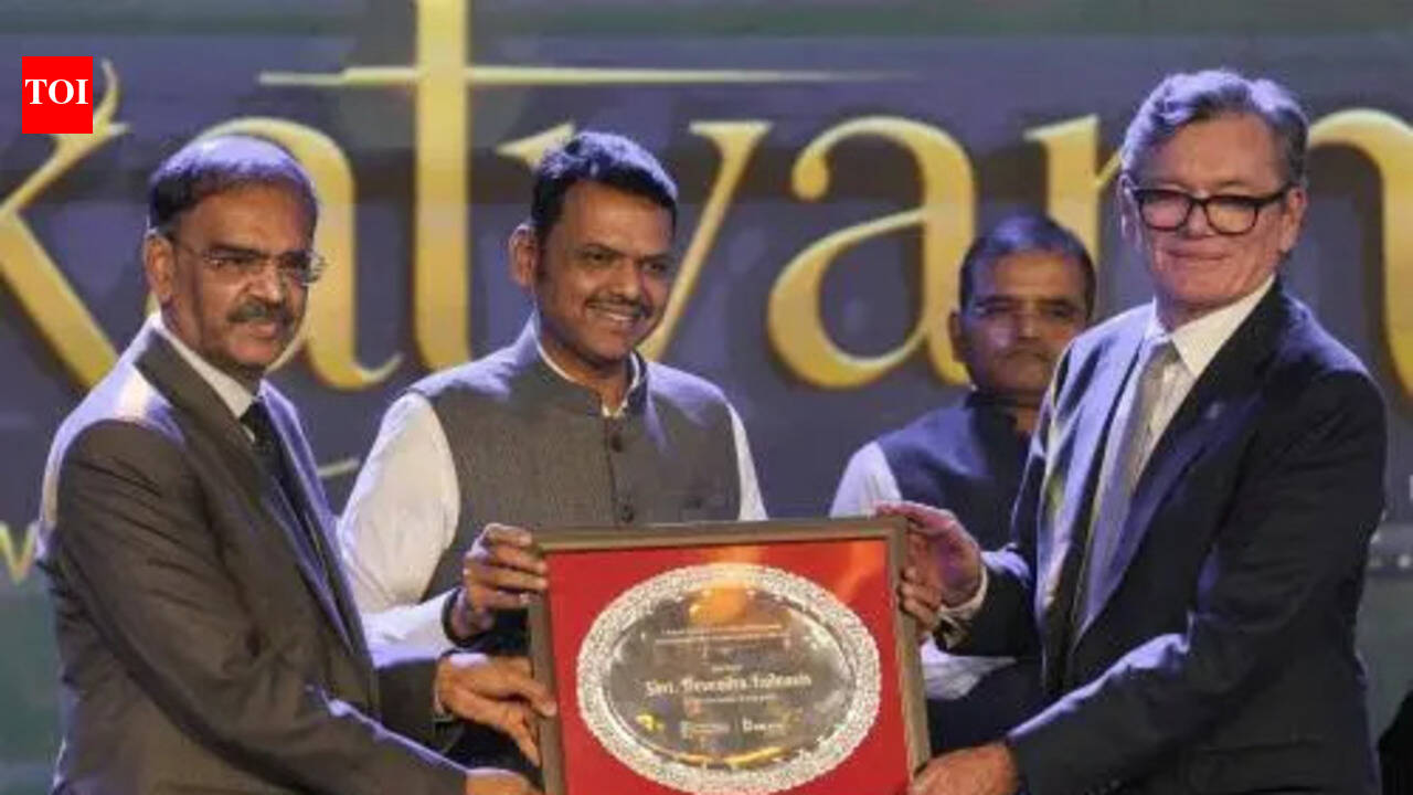 Maharashtra a reliable borrower, says chief minister Devendra Fadnavis, seeks funds from global lenders for $100bn infra projects