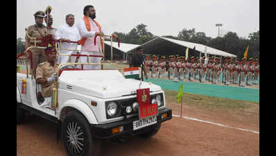 CM warns criminals, says police will act against those who challenge law