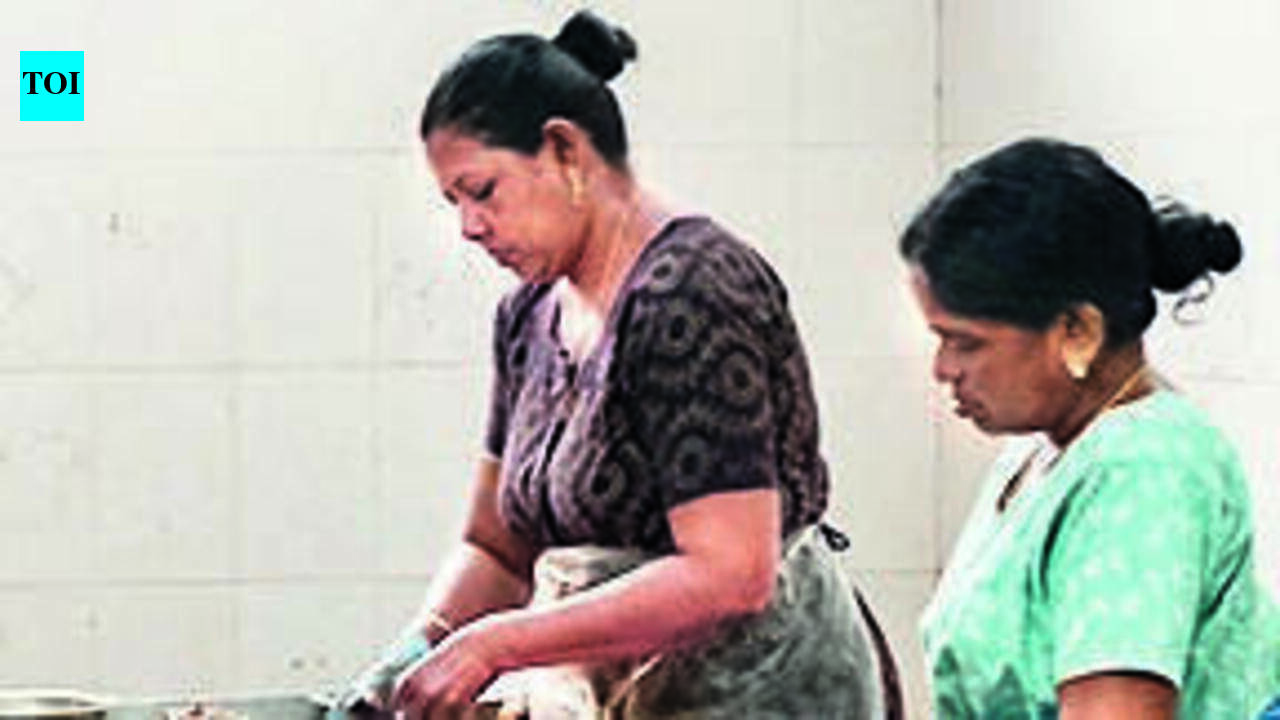 Aqua feed prices cut by Rs 4/kg after Naidu’s intervention