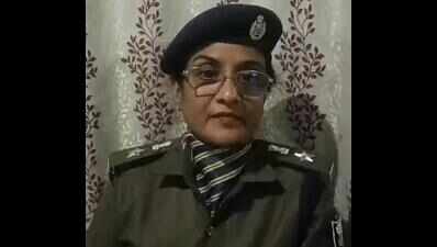 Govt transfers 27 IPS officers in major administrative reshuffle