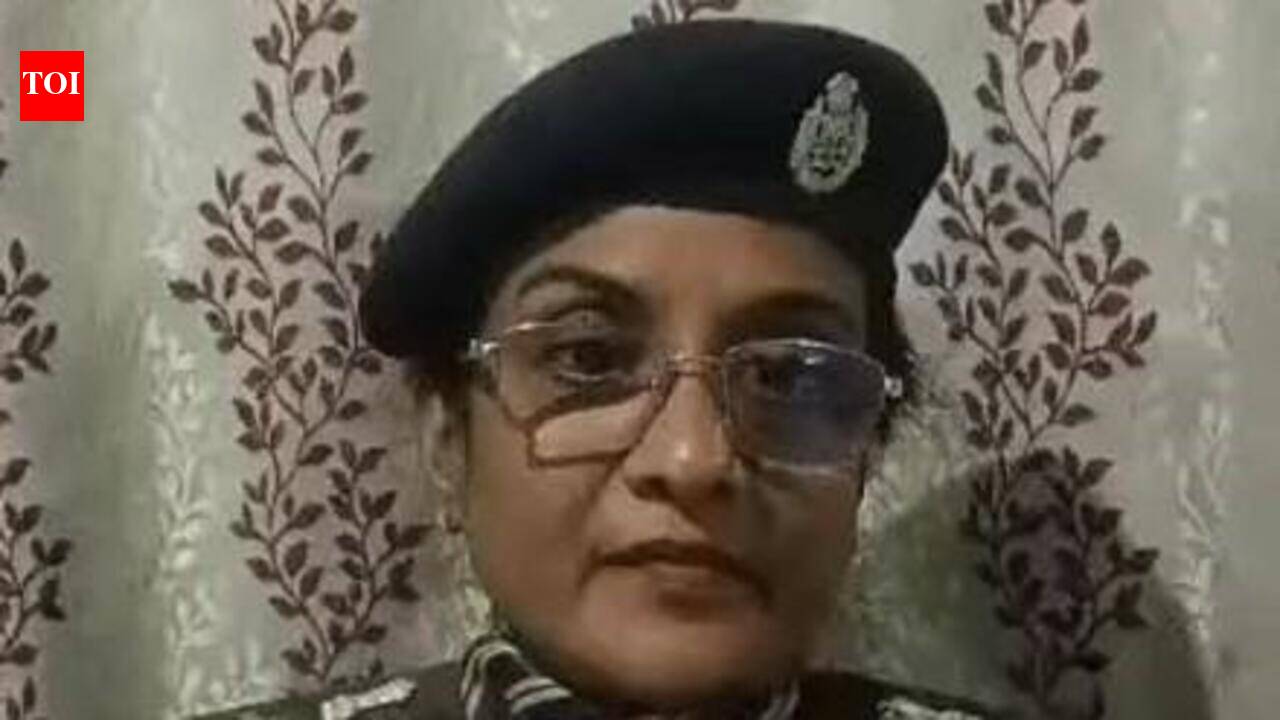 Govt transfers 27 IPS officers in major administrative reshuffle