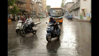 Heavy rain forecast in parts of Guj today