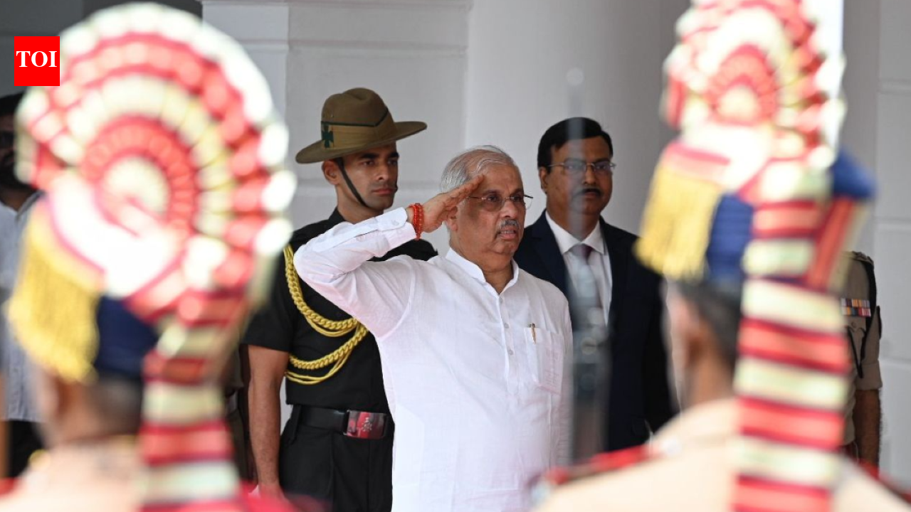 Confrontation to cooperation: TN govt, governor begin assembly session on cordial note