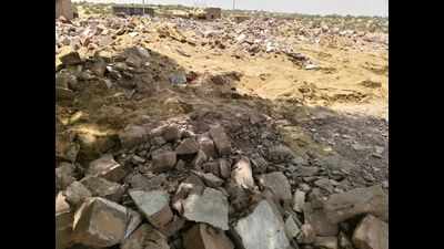 Encroachments on govt land near international border demolished