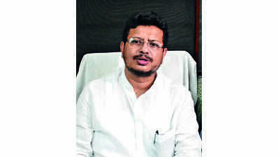 Calcutta High Court Refuses Stay on Ritabrata Banerjee LoP Post