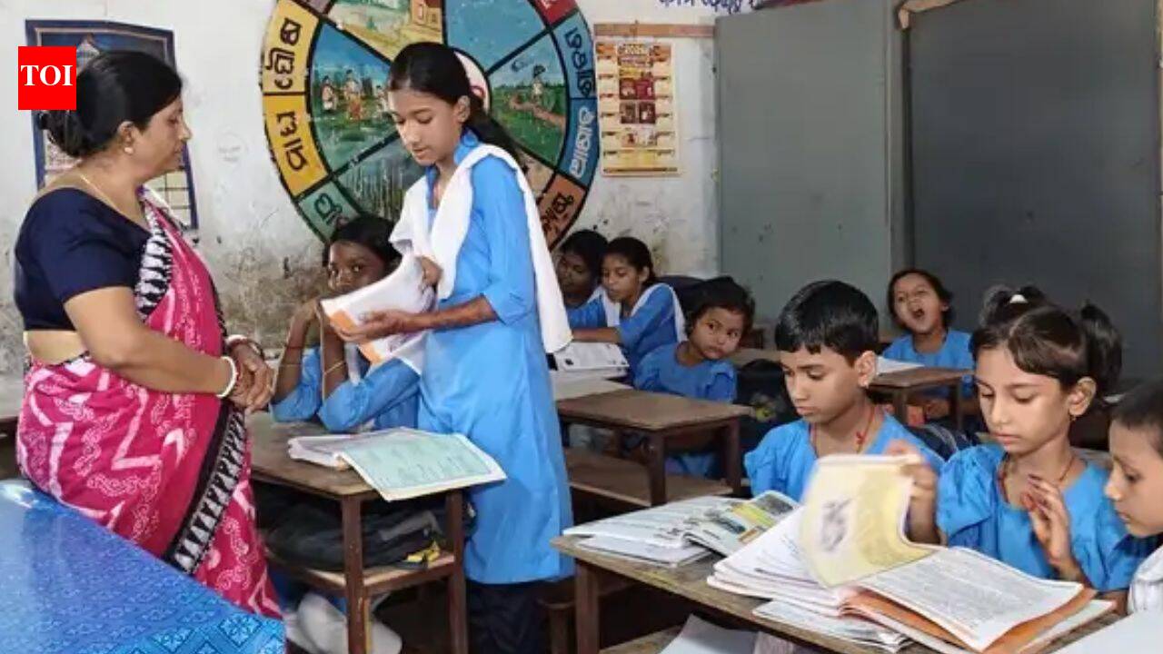 'Adivasis are not Hindus': Tribal neta in Chhattisgarh opposes Sanskrit prayers in schools