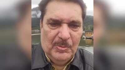  Raza Murad recalls sharing the screen with Kishore Kumar in 'Door Waadiyon Mein Kahin'