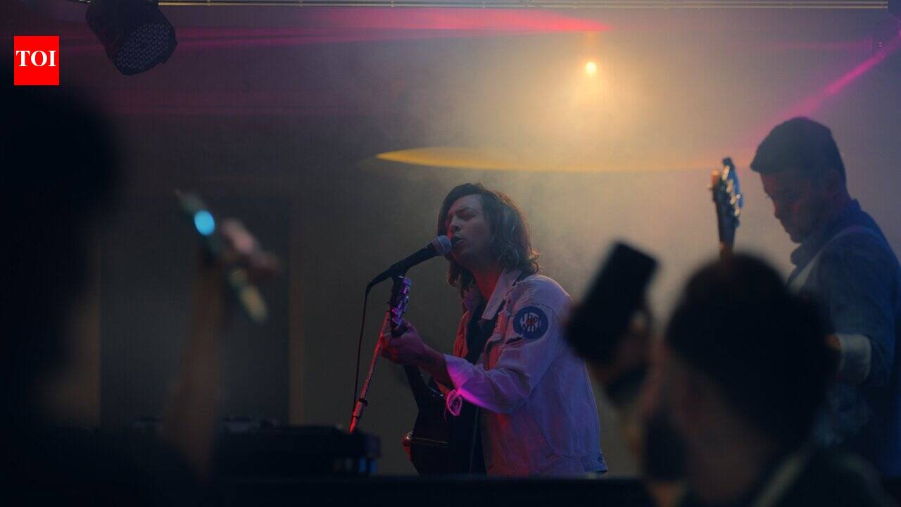 Rupam Islam’s Violet Bari opens the musical journey of Nevermind