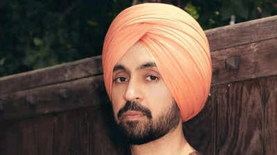Diljit Dosanjh shows deep respect by touching Naseeruddin Shah’s feet in BTS video from on ‘Main Vaapas Aaunga’ set - Watch