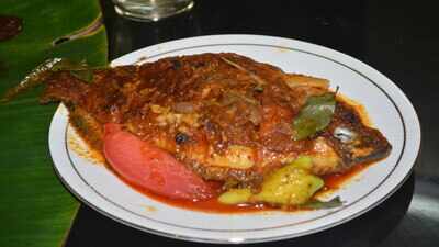 In 1952, India introduced African tilapia to stock its ponds; decades later, the fish has displaced karimeen in the Veli-Akkulam estuary