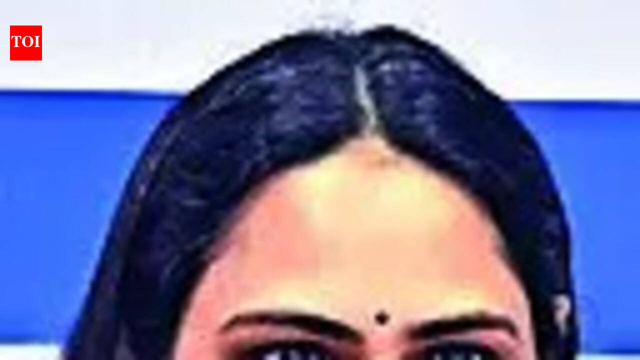 Major Kumbh roads to be ready by '270: NMC chief Manisha Khatri