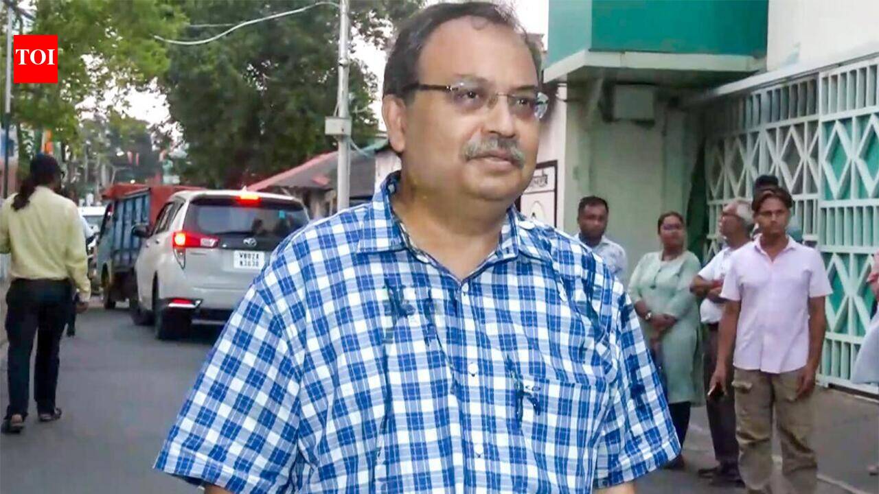 Don’t support chartered flights for Abhishek if TMC pays for them: Kunal