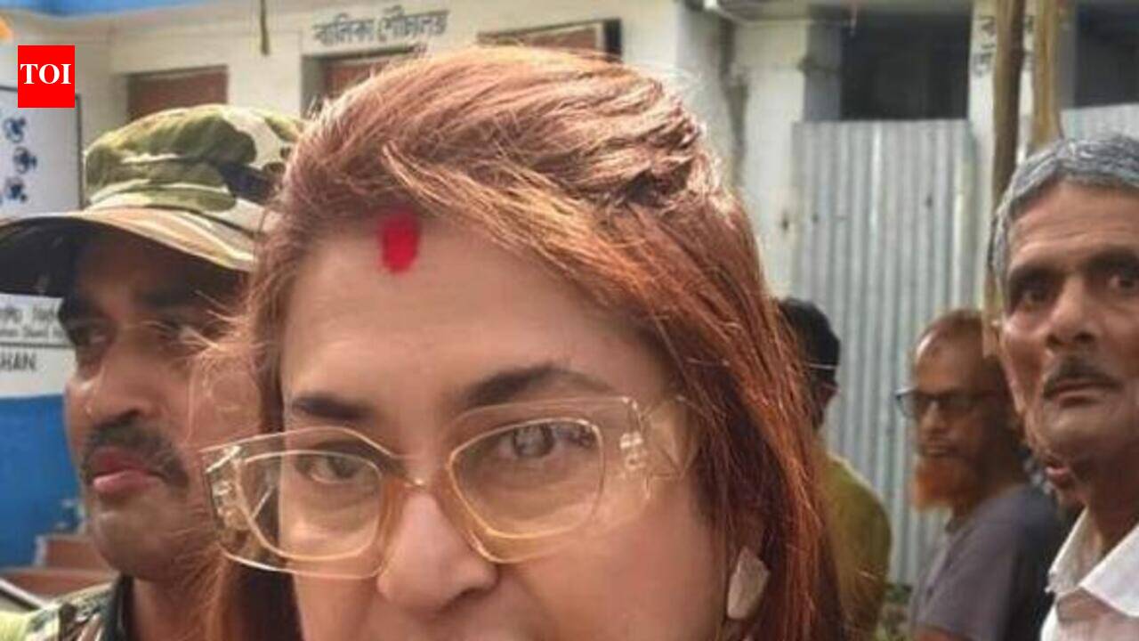 Trinamool rebel MPs divided over symbol