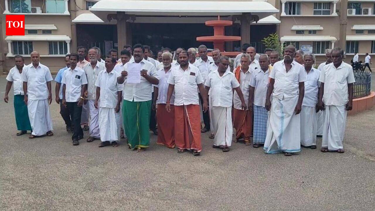 Namakkal villagers oppose bid to open poultry farm near historic temple