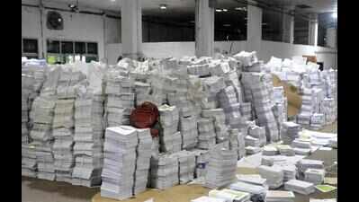 Textbook probe panel holds meet, discusses pre-printing monitoring mechanism