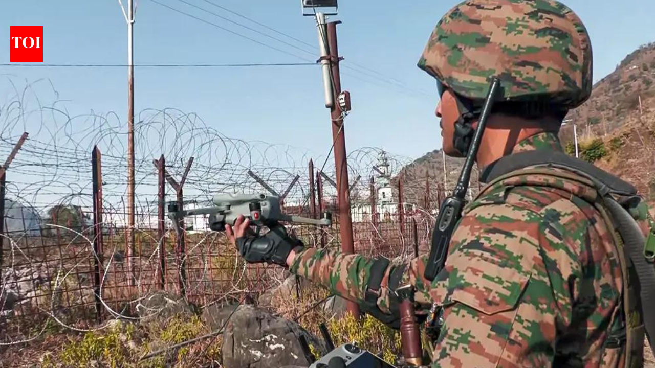 Pak man who crossed LoC sent back, handshakes mark handover