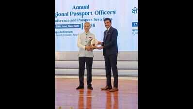 T’gana police tops in passport services, bags MEA award