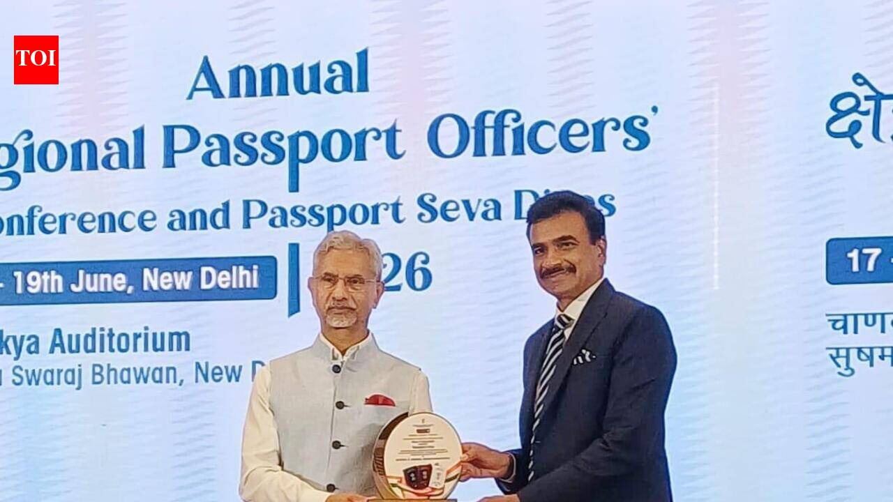 T’gana police tops in passport services, bags MEA award