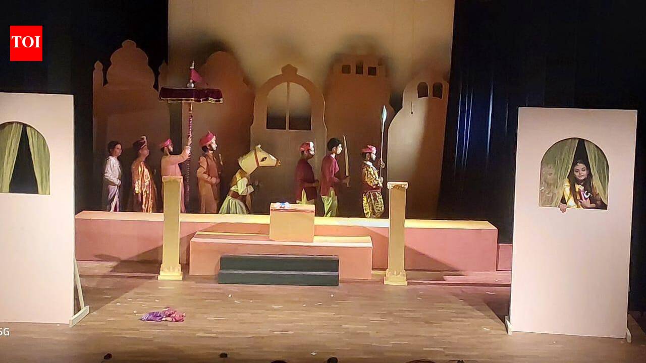 Play brings Meera Bai’s struggles to life
