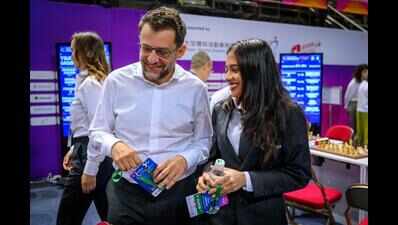 Nagpur’s Divya Wins World Chess Rapid Team Bronze
