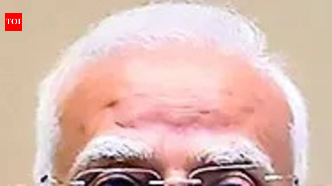 PM Modi transfers Rs 2,400 crore under job generation plan
