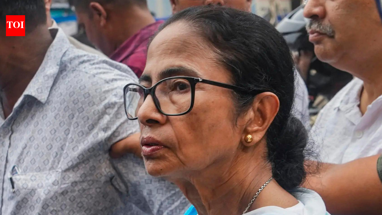 Bengal cops start probe into TMC's bank accounts