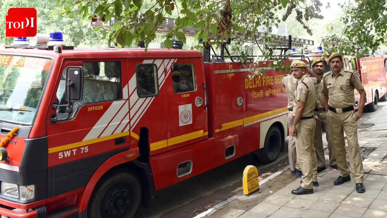Fire breaks out at house in Delhi's Shahdara; 6 fire tenders deployed
