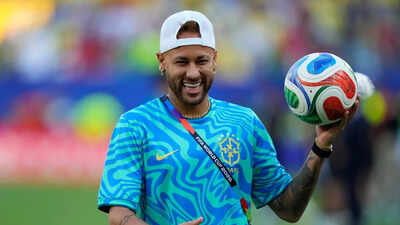  Brazil coach provides big Neymar update ahead of Scotland clash in FIFA World Cup