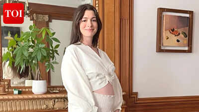 ‘Congratulations!’ : Fans shower Anne Hathaway with love after baby no. 3 announcement
