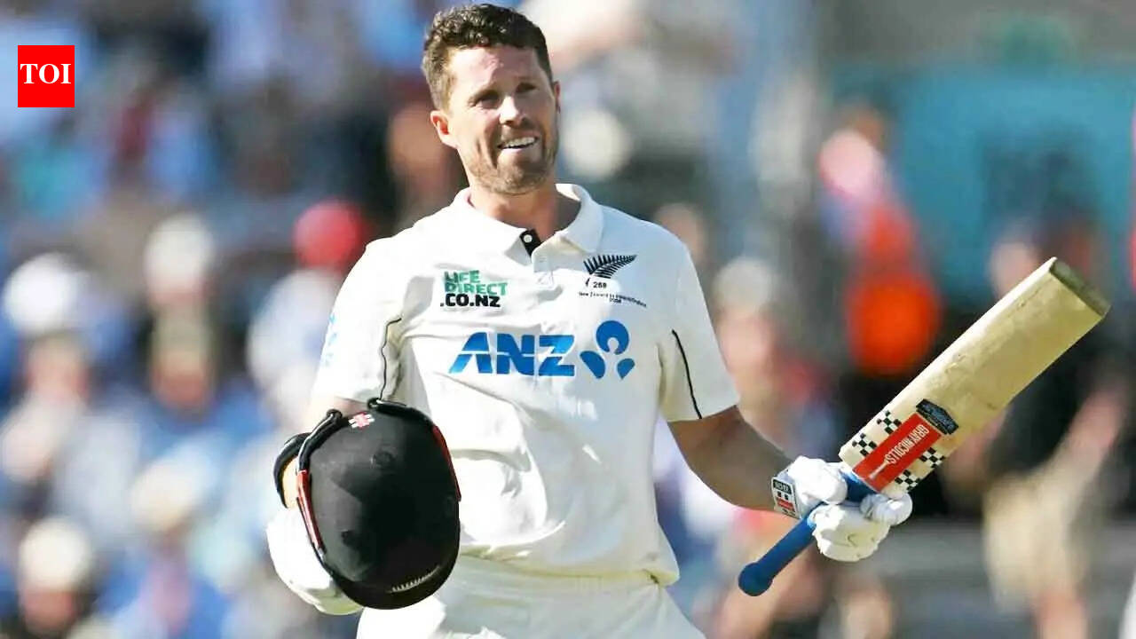 2nd Test LIVE: Nicholls falls for 121; NZ's lead nears 400 vs ENG