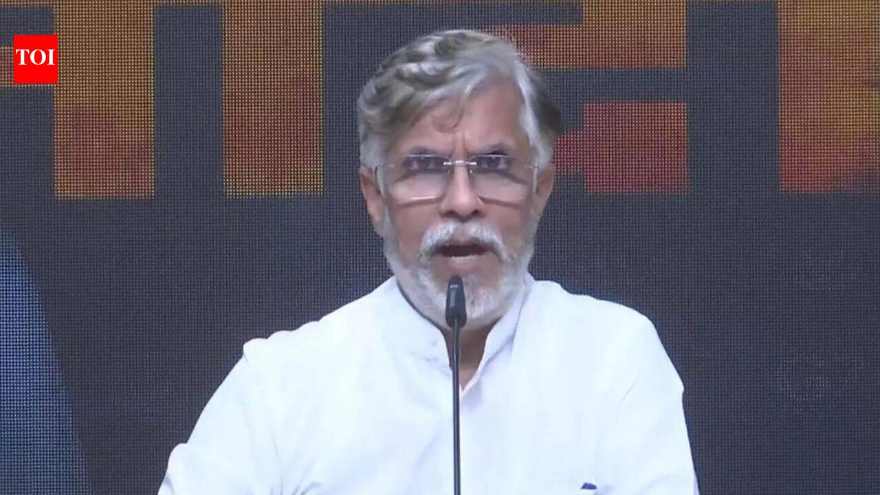 'Learn how to respond from Giorgia Meloni': Congress attacks PM Modi over Trump meeting