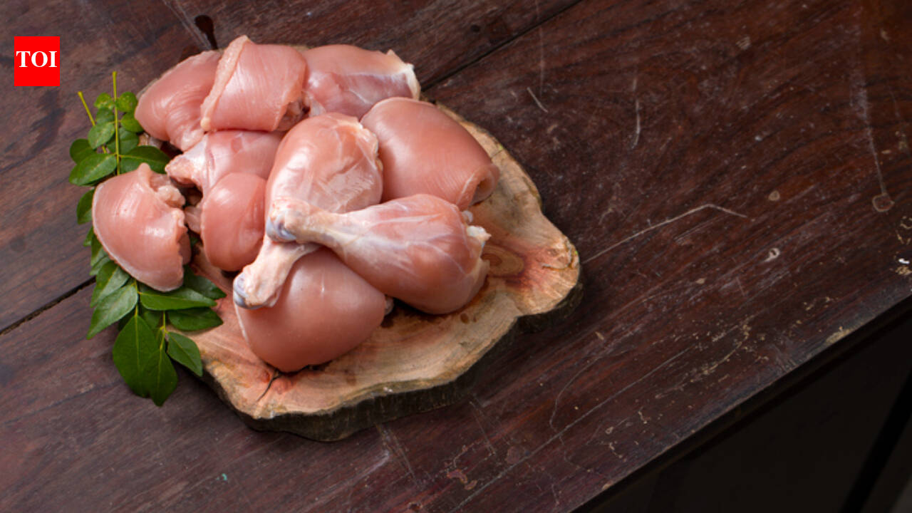 110 kg chicken, 825 kg fake paneer, banned colours and chemicals seized: How to check purity at home